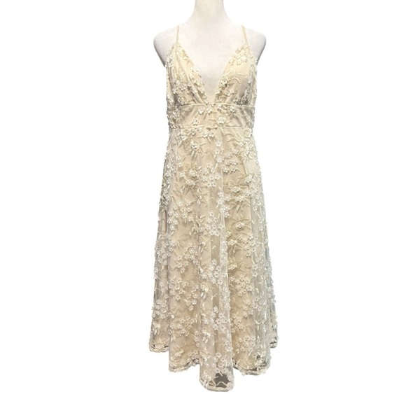 LULUS Flourishing Kiss Cream Floral Embroidered Floral Lace Midi Dress EC Sz L - Picture 5 of 10